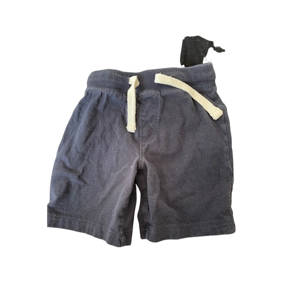 Bundle of 3 pieces boys everyday essentials tops and bottom 3T - Picture 6 of 6